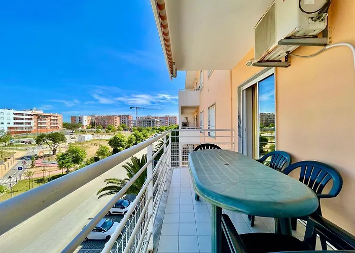 Pl - 300 Meters From Appartamento Armação de Pêra